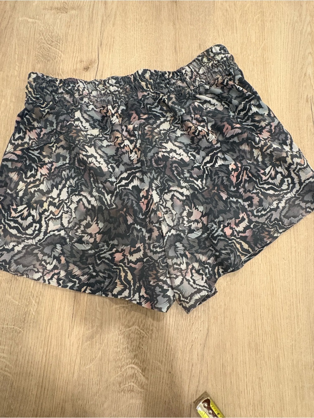 Athleta Crossroads Distance Trail Running Shorts Size Small - Picture 3 of 5